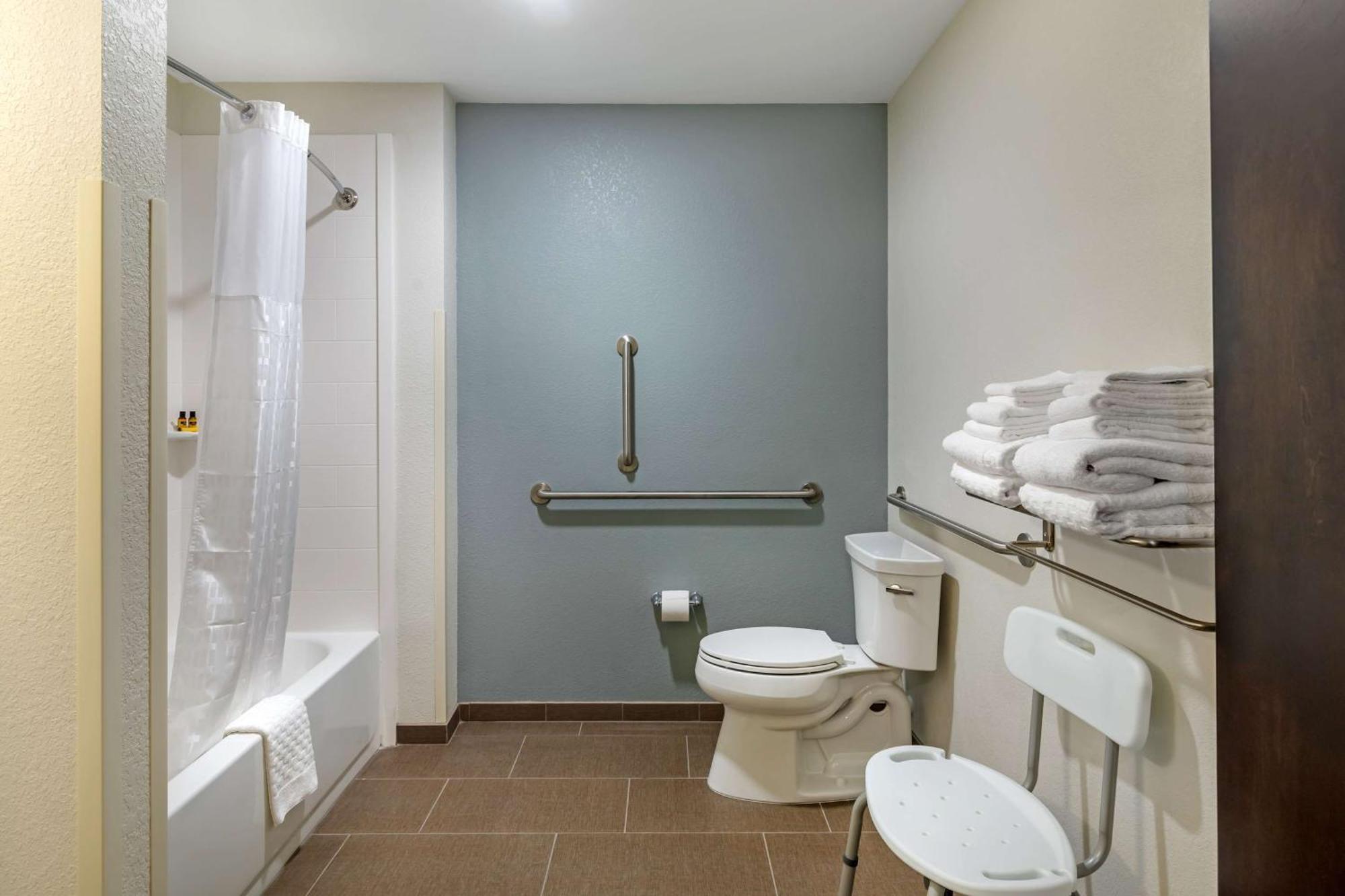 Best Western Plus Bluffton/Hilton Head Hotel Exterior foto